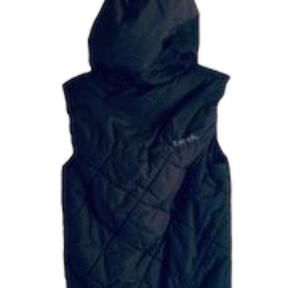 🖤BENCH Sleeveless quilted Black Jacket with Grey Tuque 🖤 - Picture 6 of 10